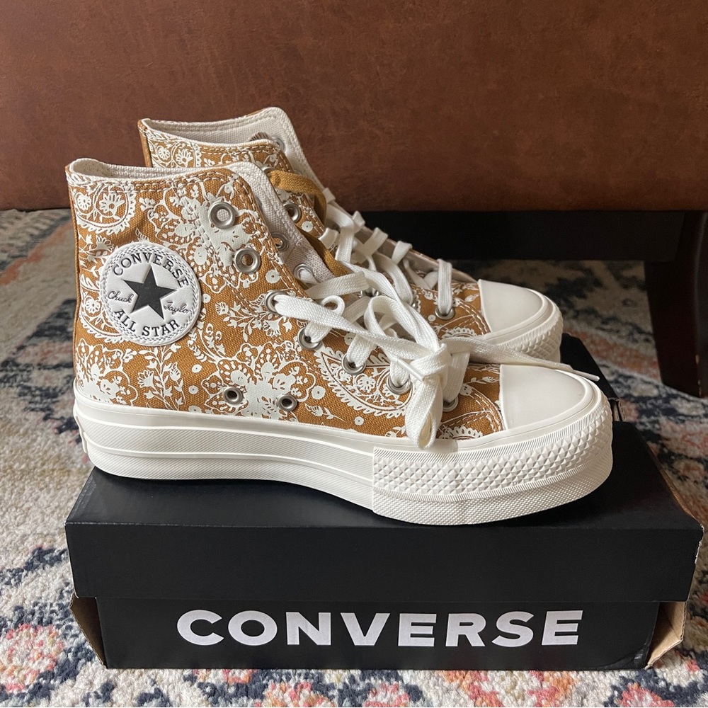New platform high top converse floral paisley 6.5